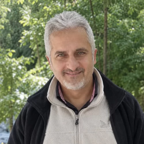 Olcay Alper ÖZŞAHİN profil fotoğrafı